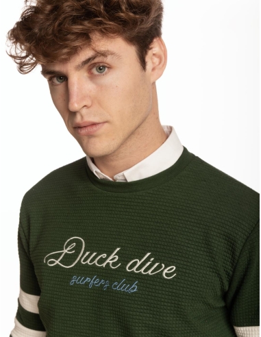 SUDADERA CORTES Y BORDADO