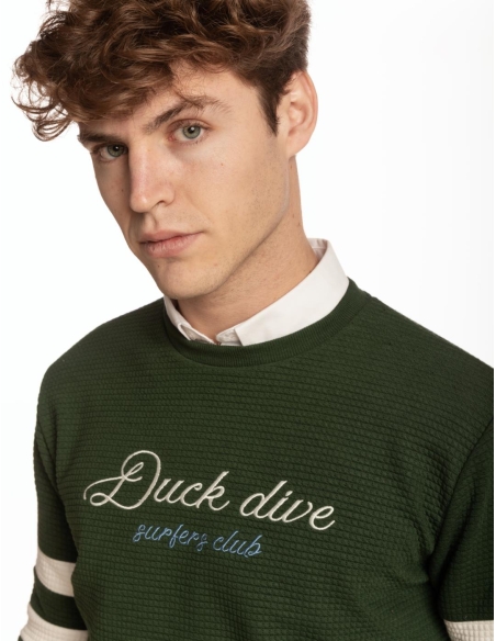 SUDADERA CORTES Y BORDADO