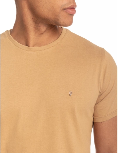 CAMISETA BÁSICA