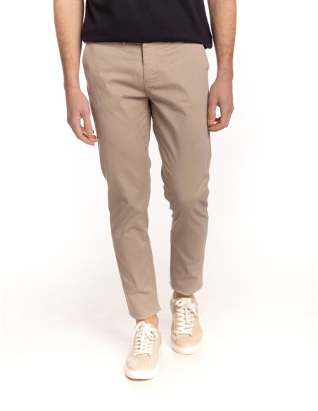 PANTALÓN CHINO SATIN