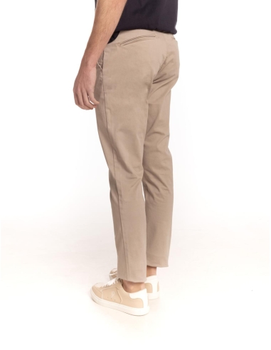 PANTALÓN CHINO SATIN
