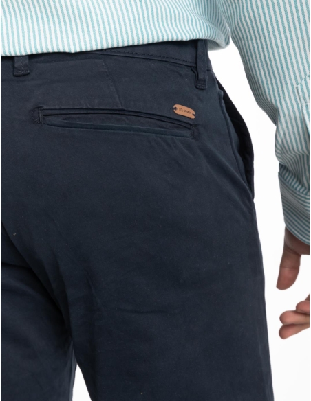 PANTALÓN CHINO SATIN