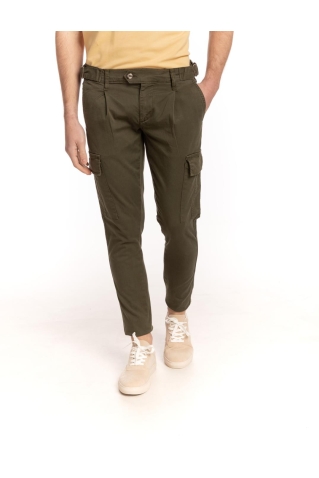 PANTALÓN CHINO CARGO